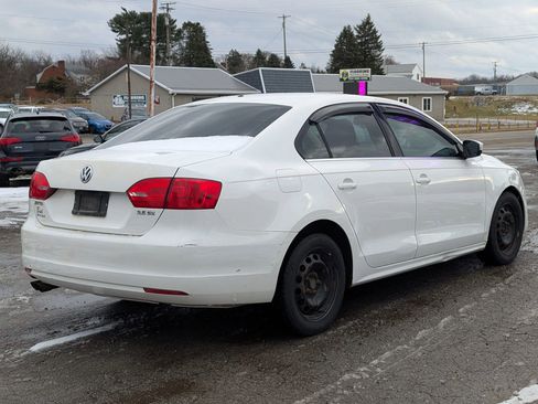 Used 2013 Volkswagen Jetta SE image 5