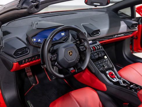 Used 2017 Lamborghini Huracan LP 610-4 image 35