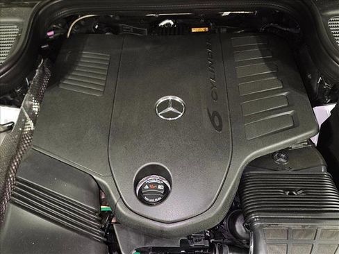 New 2026 Mercedes-Benz GLS 450 4MATIC image 17