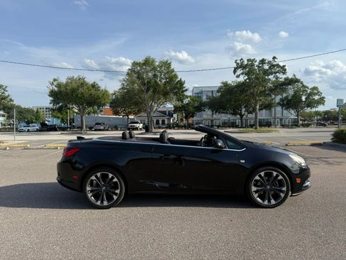 Used 2018 Buick Cascada Premium FWD image 4
