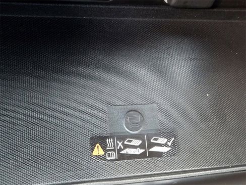 Used 2024 Chevrolet Tahoe High Country w/ Advanced Technology Package image 20