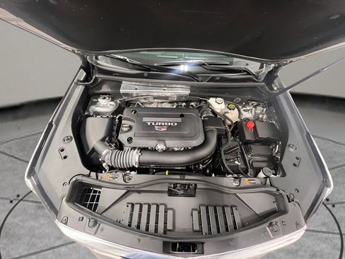 Certified 2025 Cadillac XT4 Premium Luxury AWD/4WD image 9