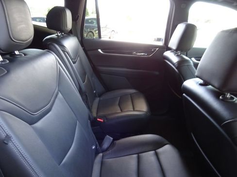 Certified 2020 Cadillac XT6 Premium Luxury AWD/4WD image 23