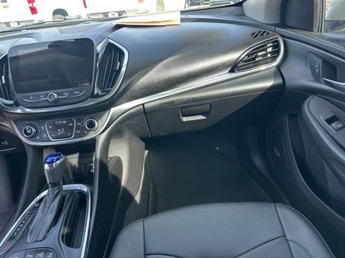 Used 2017 Chevrolet Volt Premier w/ Driver Confidence II Package image 4