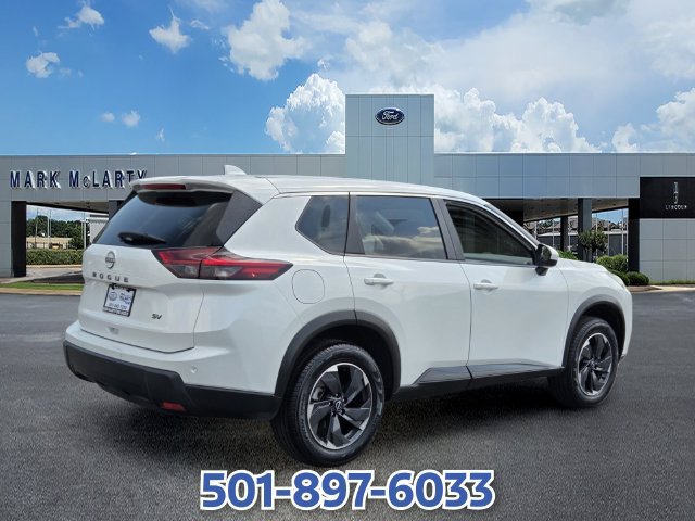 Used 2024 Nissan Rogue SV FWD image 5