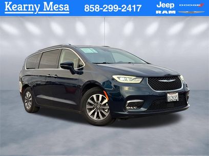 Used 2021 Chrysler Pacifica Touring-L