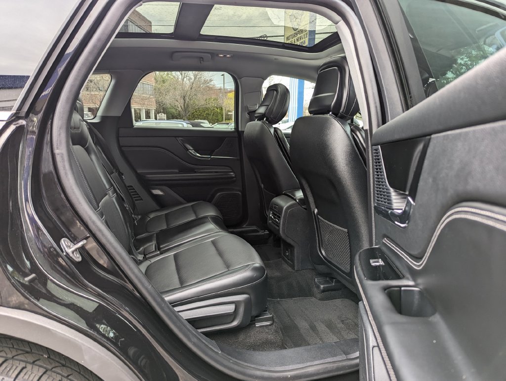 Used 2020 Lincoln Corsair AWD w/ Premium Package image 38