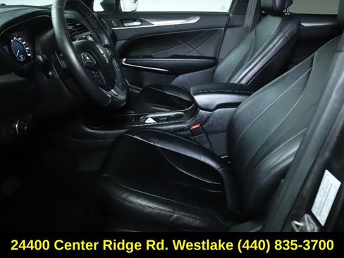 Used 2019 Lincoln MKC Premiere FWD image 18