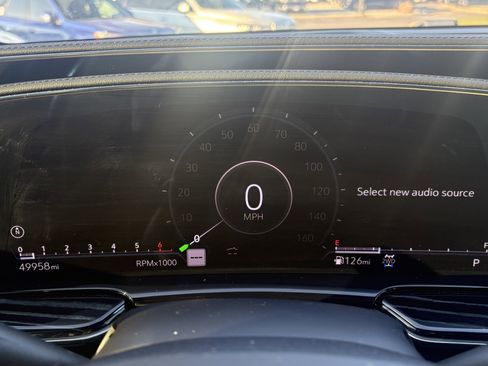 Used 2022 Cadillac Escalade ESV Sport w/ Touring Package image 22