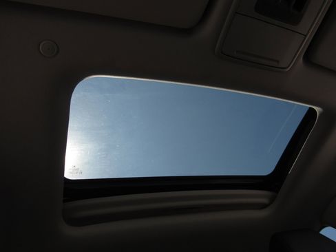 Certified 2025 Acura ADX FWD image 8