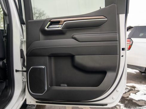 Used 2023 Chevrolet Silverado 1500 RST w/ Redline Edition image 13