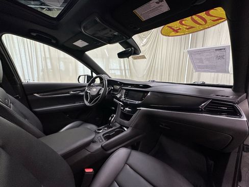 Used 2024 Cadillac XT6 Sport w/ LPO, Onyx Lite Package AWD/4WD image 26