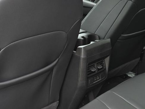 New 2026 GMC Canyon Elevation w/ Convenience Package RWD image 23