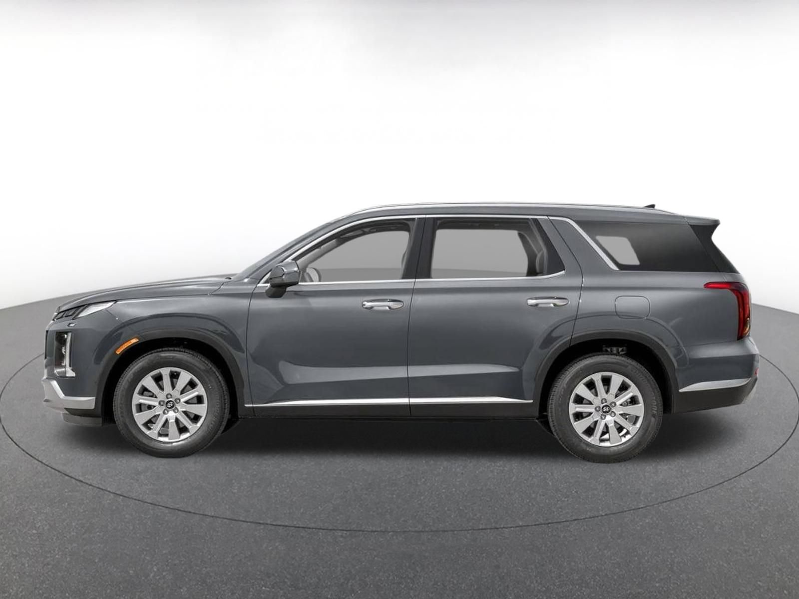 Used 2025 Hyundai Palisade SEL FWD image 3