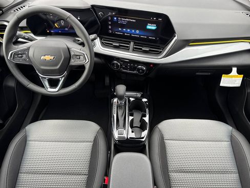 New 2026 Chevrolet Trax LT w/ Driver Confidence Package image 12