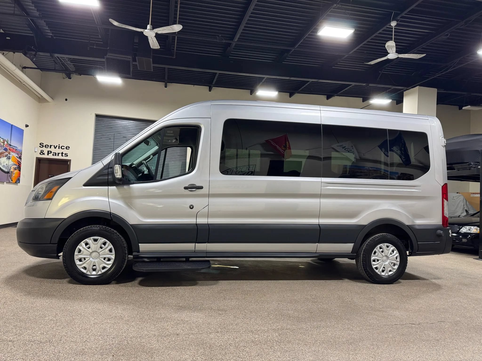 Used 2015 Ford Transit 350 148 Medium Roof RWD image 9
