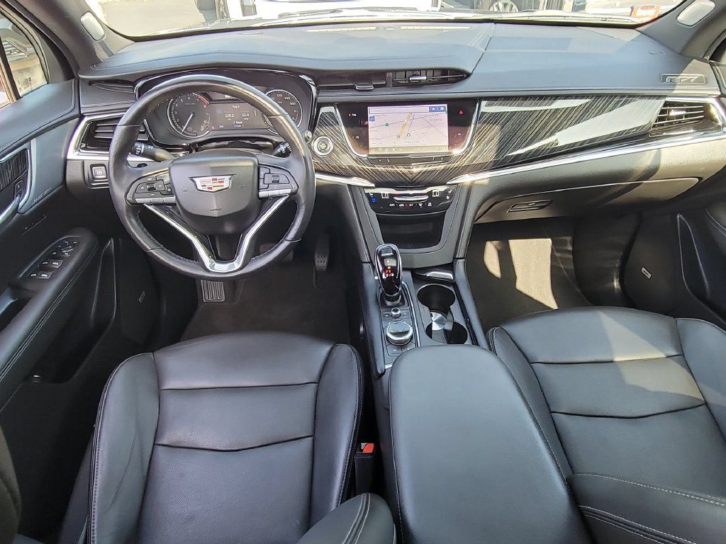 Certified 2023 Cadillac XT6 Premium Luxury FWD image 20