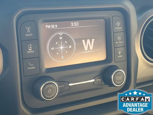 Used 2021 Jeep Gladiator Sport image 33