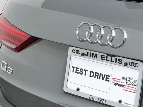 Used 2025 Audi Q3 2.0T Premium w/ Convenience Package image 35