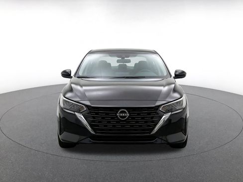 Used 2025 Nissan Sentra SV FWD image 2