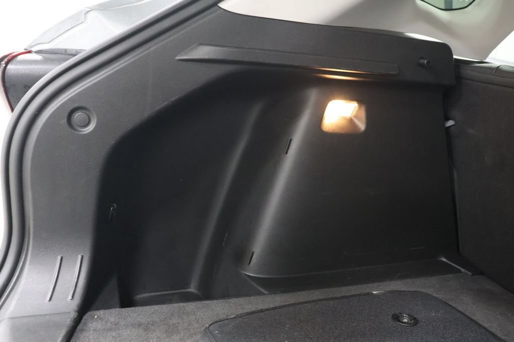 Used 2025 Chevrolet Trax LT w/ LT Convenience Package FWD image 26