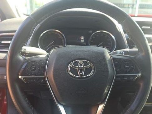 Used 2020 Toyota Camry XLE w/ Driver Assist Package FWD image 14