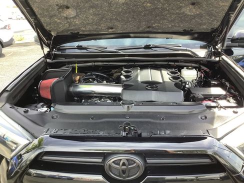 Used 2024 Toyota 4Runner SR5 image 21