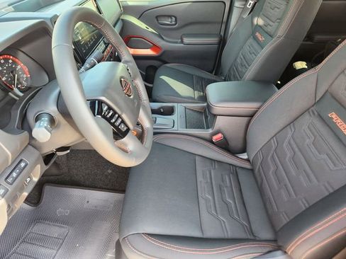 New 2026 Nissan Frontier Pro-X w/ Pro-X Convenience Package image 9