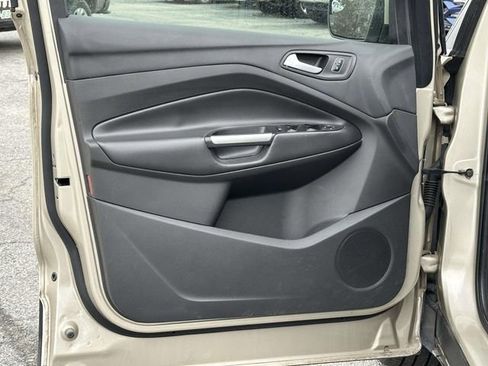 Used 2018 Ford Escape SE image 6