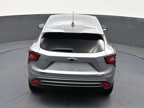 Used 2025 Chevrolet Trax RS FWD image 15