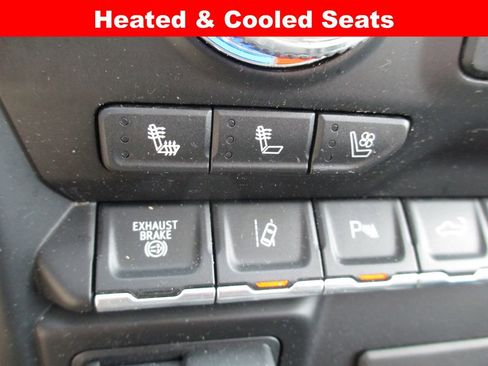 Used 2020 GMC Sierra 3500 Denali w/ Denali Ultimate Package image 16