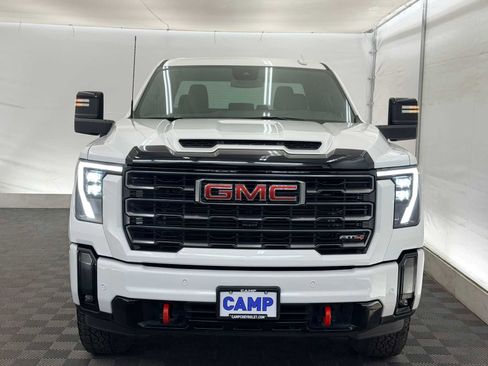 Used 2024 GMC Sierra 3500 AT4 image 9