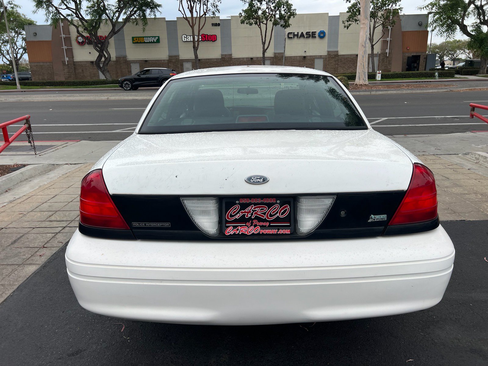 Used 2011 Ford Crown Victoria Police Interceptor RWD image 6
