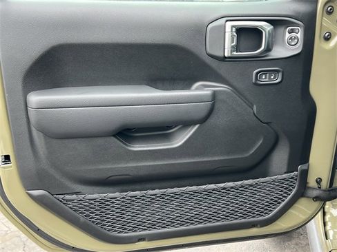 New 2026 Jeep Gladiator Willys image 15