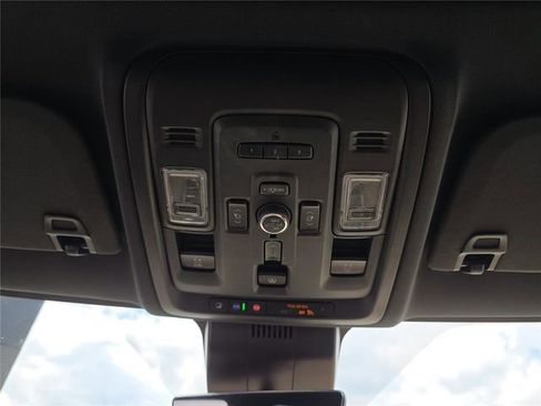 Used 2023 Chevrolet Tahoe Premier image 27