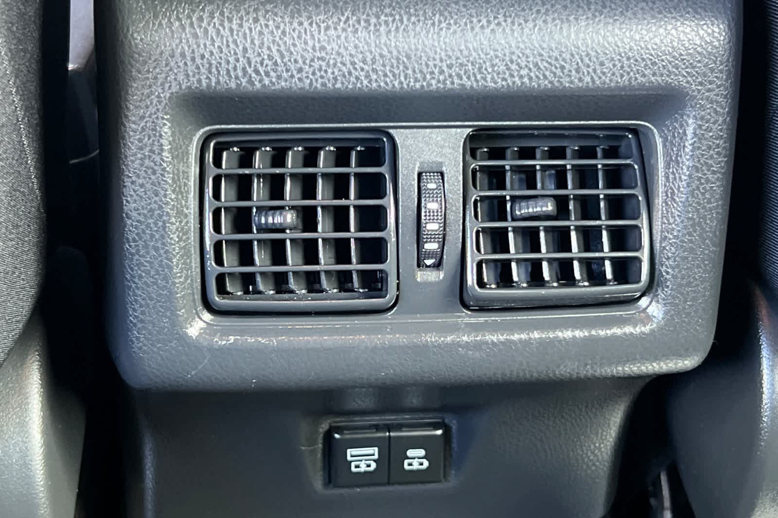 Used 2025 Toyota Camry LE FWD image 14