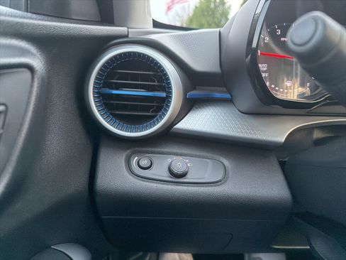 Used 2024 Chevrolet Trax LS w/ LS Convenience Package image 18