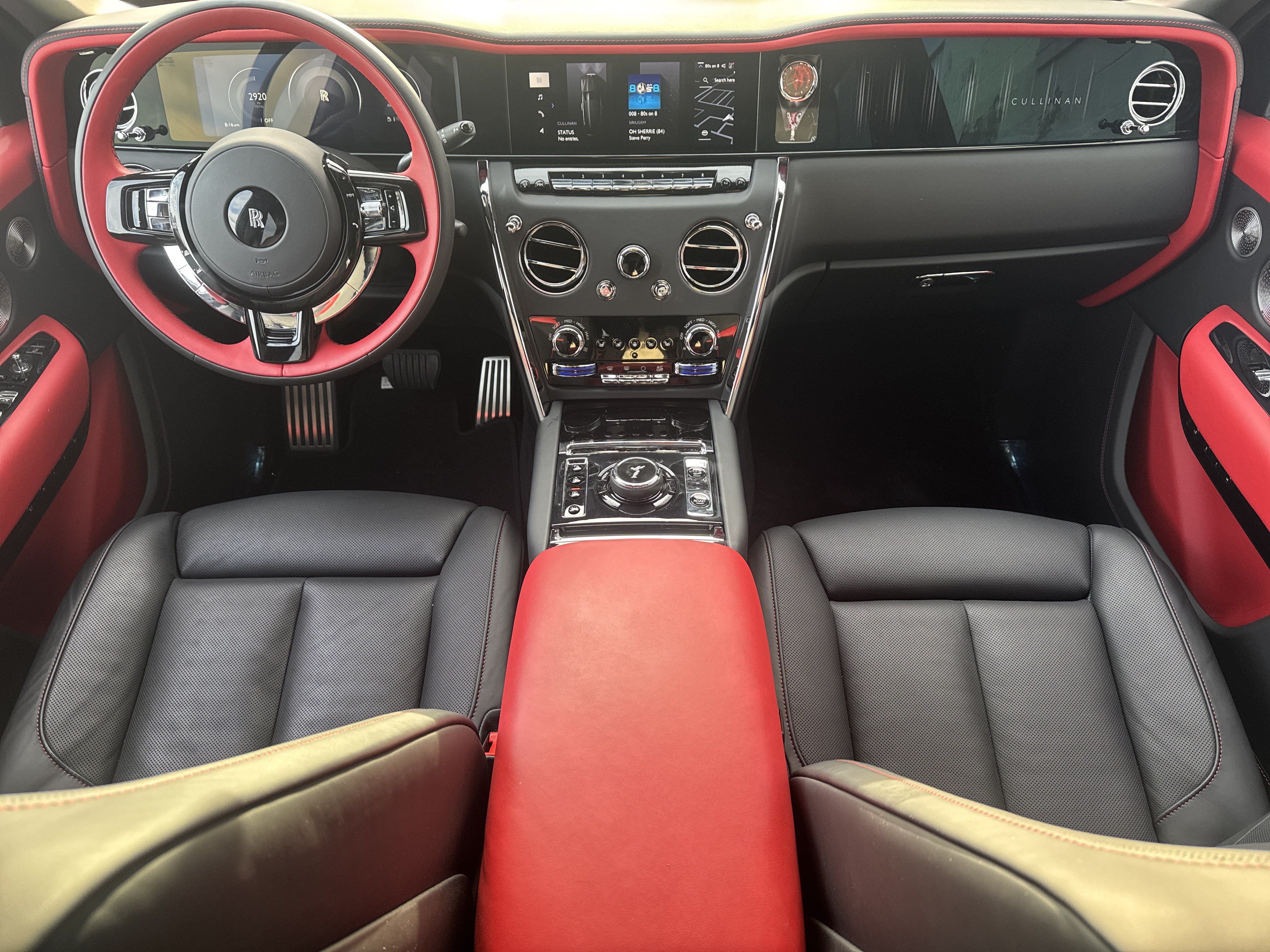 Certified 2025 Rolls-Royce Cullinan AWD/4WD image 4