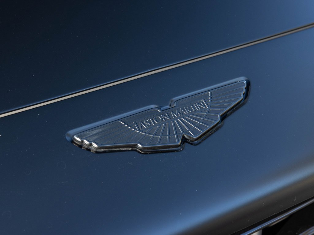 Used 2021 Aston Martin DBX AWD/4WD image 15
