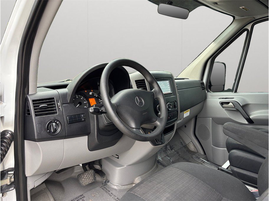 Used 2014 Mercedes-Benz Sprinter 3500 image 6