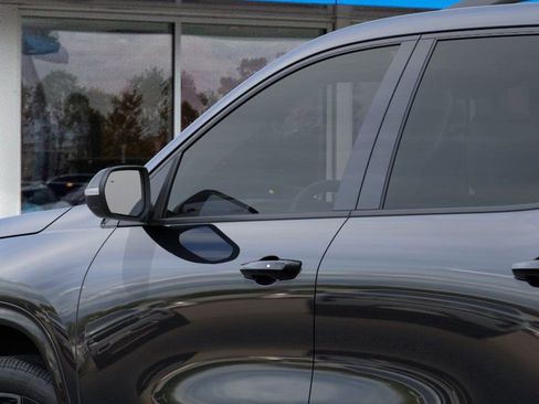 New 2026 Chevrolet Traverse RS w/ LPO, Floor Liner Package image 12