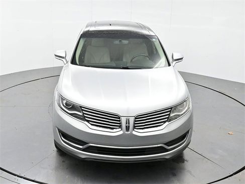 Used 2018 Lincoln MKX Reserve image 18