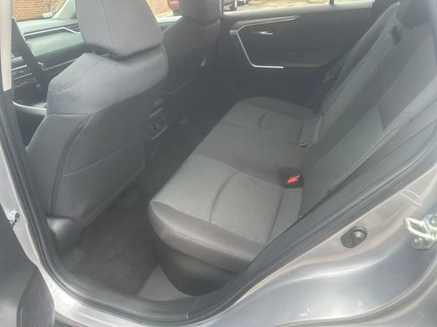 Used 2024 Toyota RAV4 XLE AWD/4WD image 15
