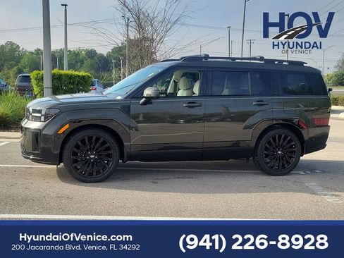 Certified 2025 Hyundai Santa Fe Calligraphy image 12