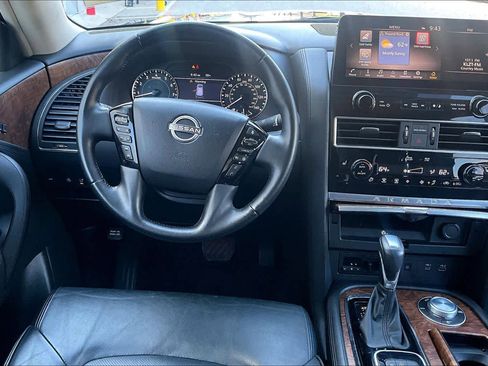 Certified 2024 Nissan Armada SL image 5
