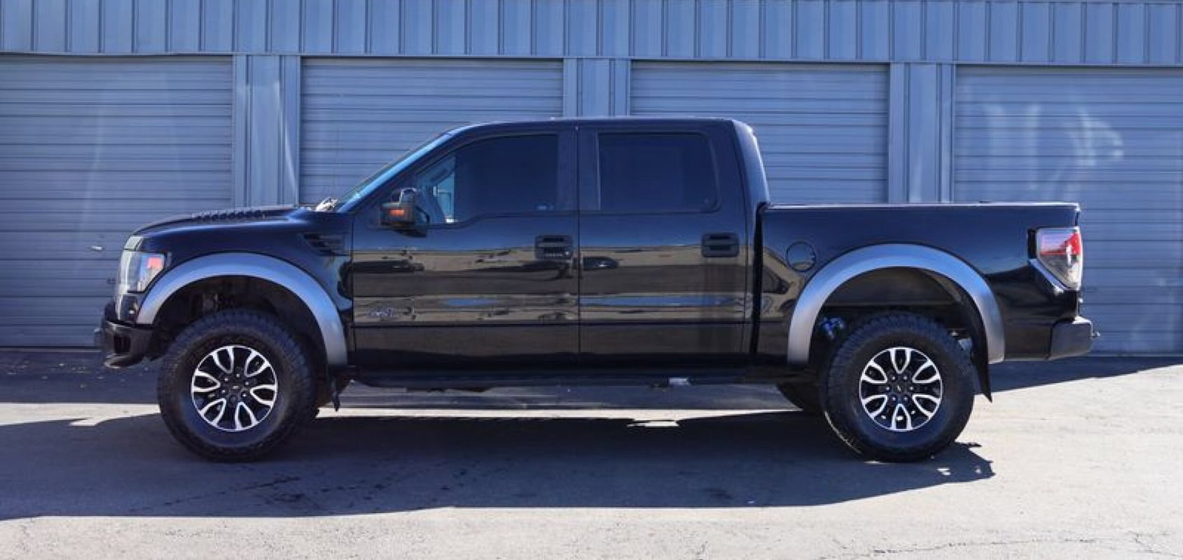 Used 2013 Ford F150 Raptor w/ Luxury Equipment Group AWD/4WD image 2