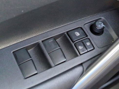 Used 2024 Toyota Corolla Cross AWD Hybrid image 24