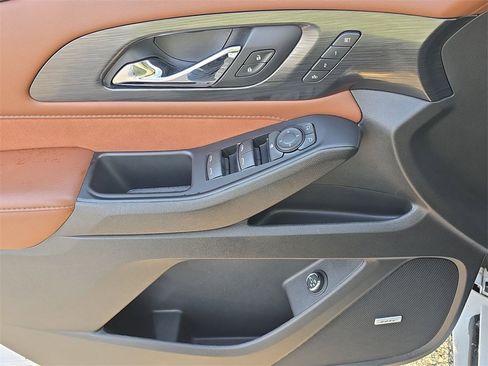 Certified 2020 Chevrolet Traverse High Country image 23