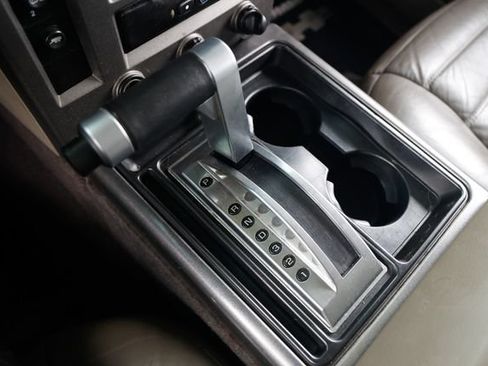 Used 2004 HUMMER H2 w/ Preferred Equipment Group AWD/4WD image 41