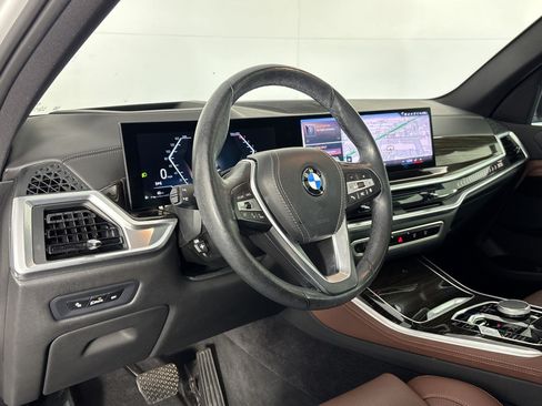 Used 2024 BMW X5 sDrive40i w/ Parking Assistance Package RWD image 4